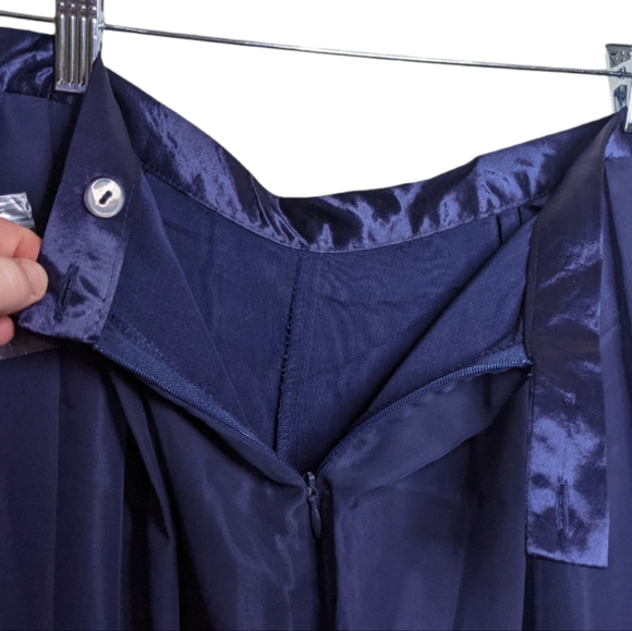 NWT Women’s Navy Blue Wide Leg Pants Size 12 🌊✨ - Picture 11 of 11